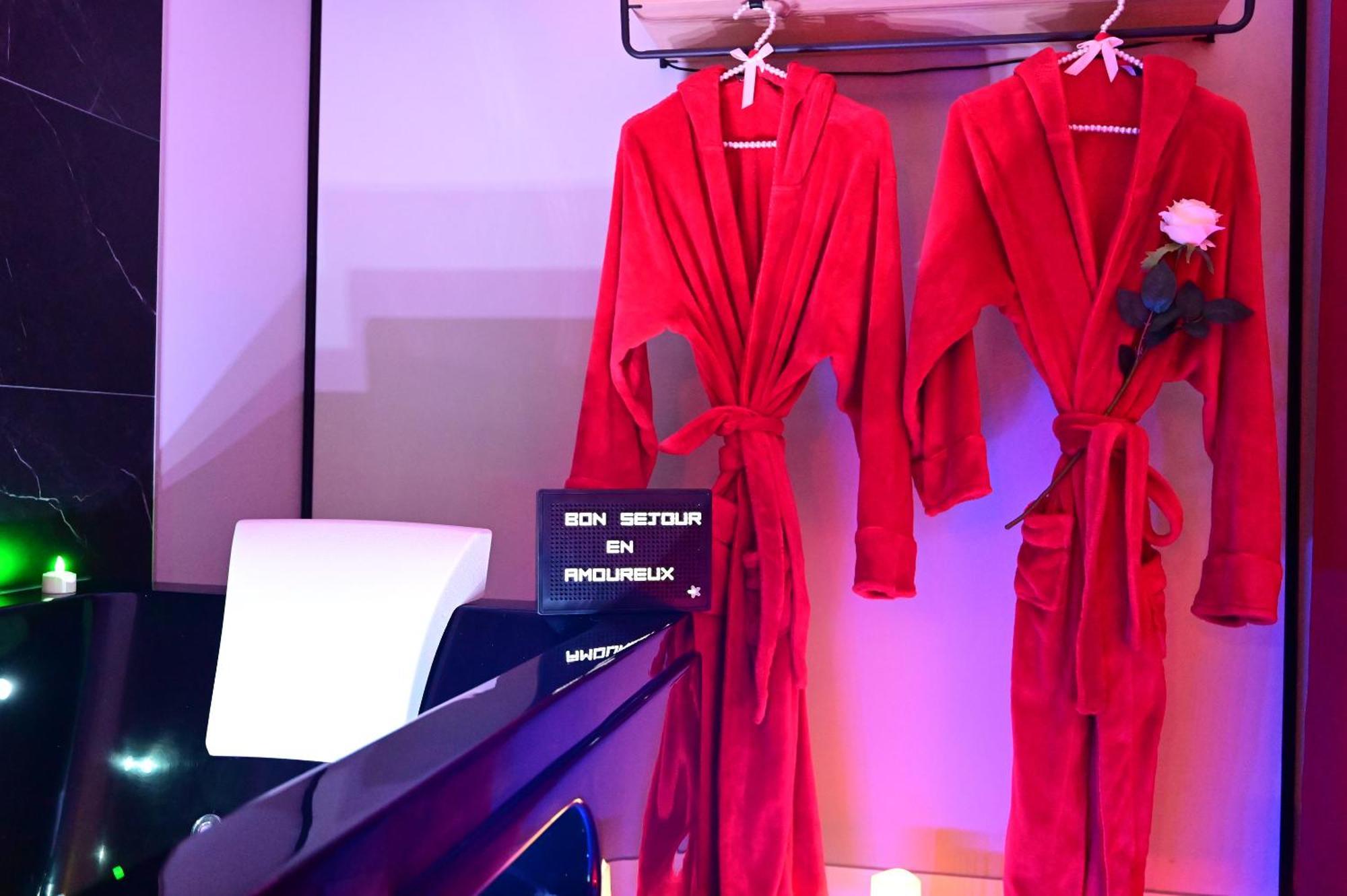 Grand Nuit A 2 Avec Sauna Luxe, Balnéo, Océan Rien Que Pour Vous Apartamento Biscarrosse
